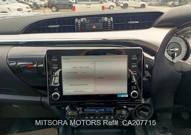 
								2024 TOYOTA HILUX 2.8 full									