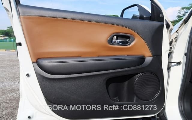 
								2015 HONDA VEZEL full									