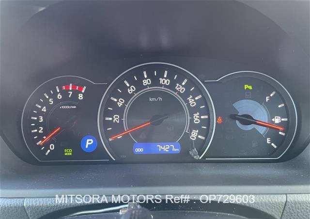 
								2020 TOYOTA VOXY full									