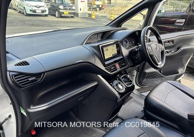 
								2021 TOYOTA VOXY ZS KIRAMEKI 3 full									