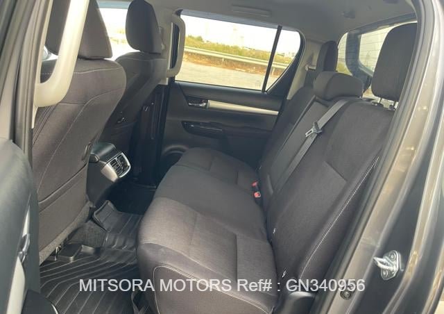 
								2024 TOYOTA HILUX DUAL CABIN PICKUP full									