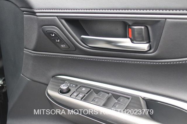 
								2023 TOYOTA HARRIER HYBRID Z LEATHER PACKAGE full									