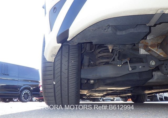 
								2018 TOYOTA C-HR HYBRID G LED EDITION full									