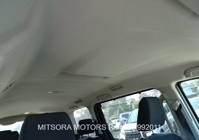 
								2021 TOYOTA NOAH X full									