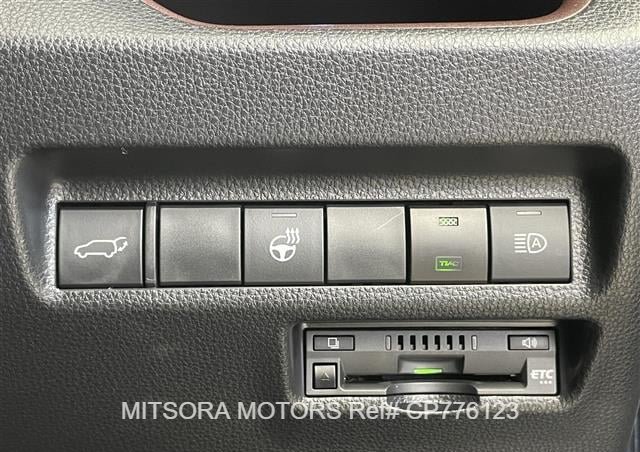 
								2022 TOYOTA RAV4 full									