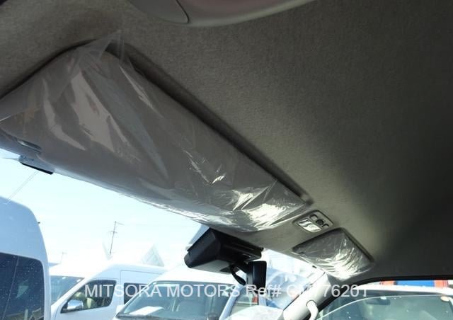 
								2024 TOYOTA HIACE COMMUTER full									