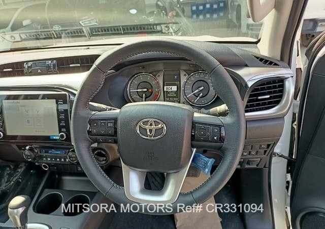 
								2023 TOYOTA HILUX 2.8 full									