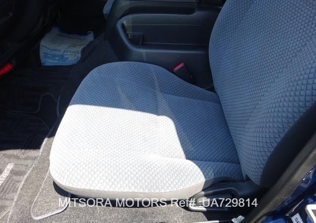 
								2013 TOYOTA HIACE COMMUTER full									