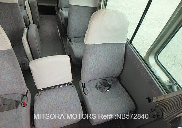 
								2005 HINO LIESSE II full									