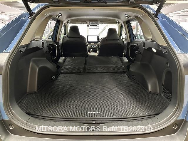 
								2023 TOYOTA RAV4 HYBRID ADVENTURE full									