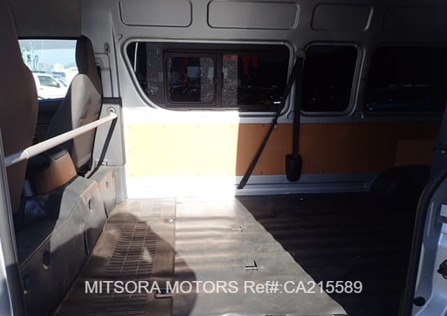 
								2020 TOYOTA HIACE VAN full									