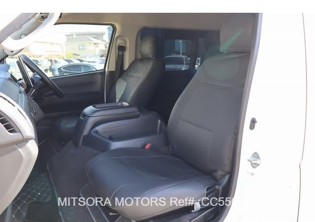 
								2024 TOYOTA HIACE COMMUTER full									