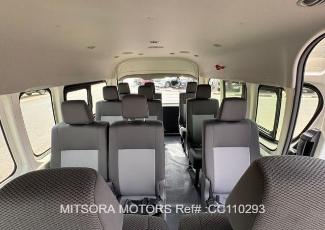 
								2025 TOYOTA HIACE COMMUTER full									