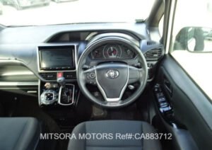 2017 TOYOTA VOXY ZS