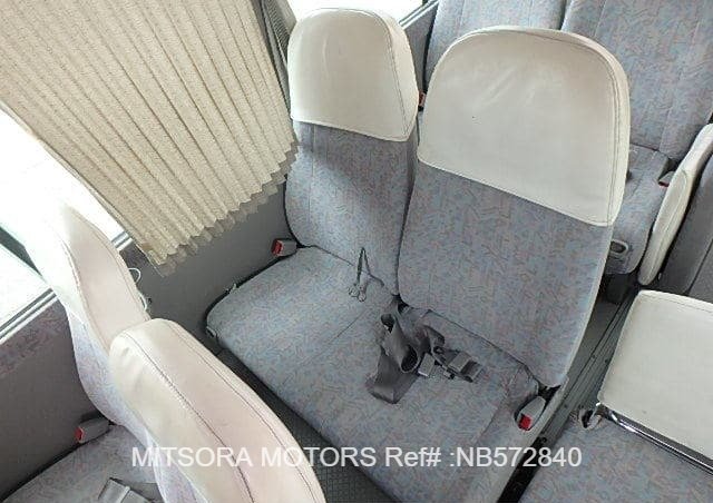 
								2005 HINO LIESSE II full									