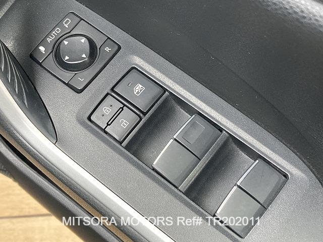 
								2020 TOYOTA RAV4 HYBRID G full									