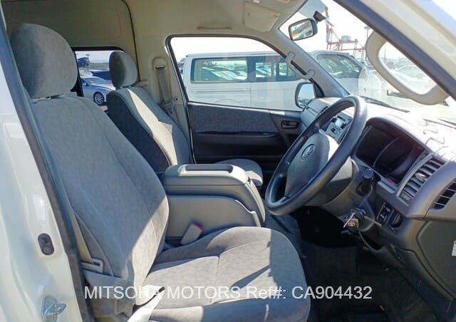 
								2022 TOYOTA HIACE WAGON GRAND CABIN full									