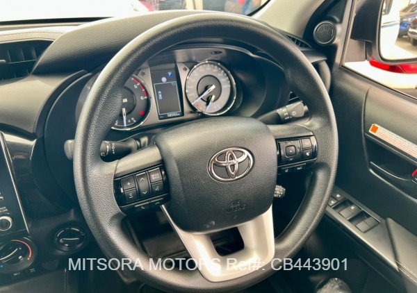 
								2023 TOYOTA HILUX full									