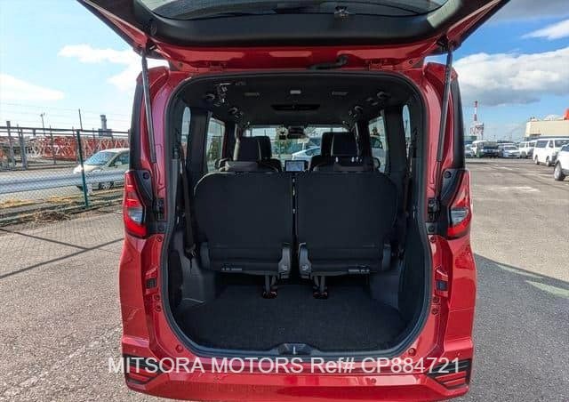 
								2022 TOYOTA NOAH S-Z full									