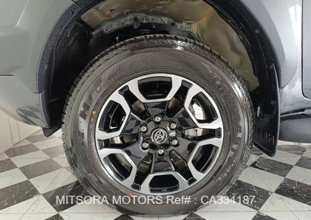 
								2025 TOYOTA HILUX 2.8 full									