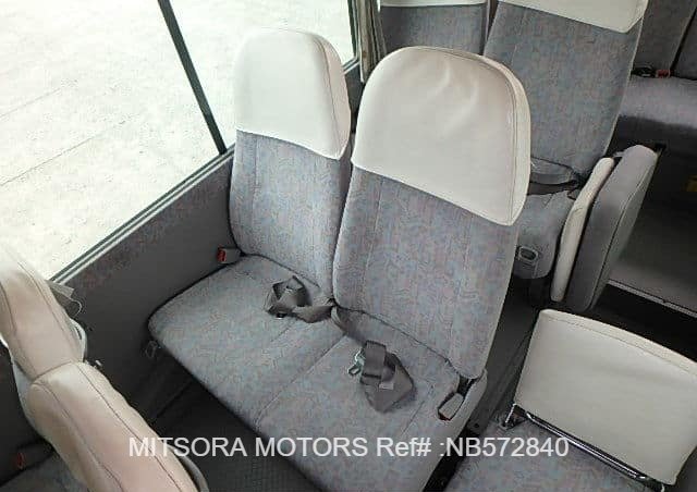 
								2005 HINO LIESSE II full									