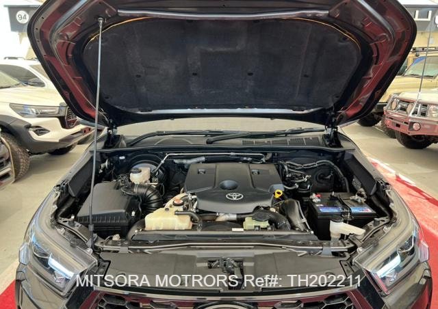 
								2022 TOYOTA HILUX full									