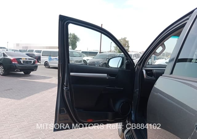 
								2022 TOYOTA HILUX full									