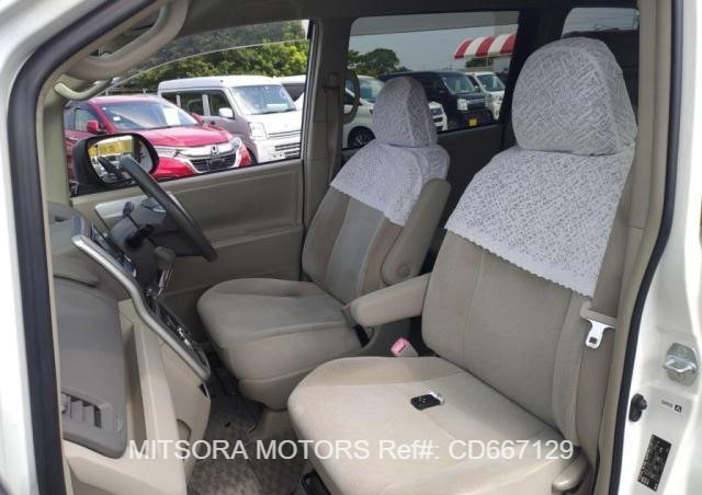 
								2012 TOYOTA NOAH full									