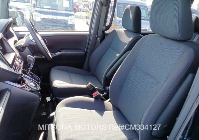 
								2022 TOYOTA NOAH SI full									