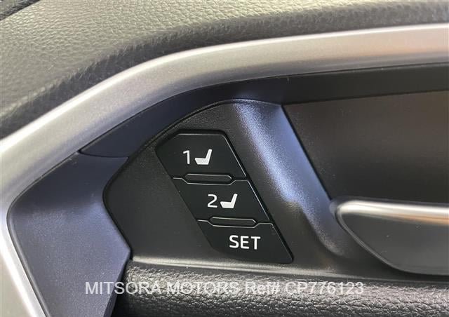 
								2022 TOYOTA RAV4 full									