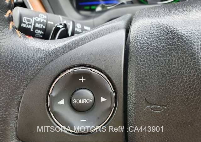 
								2014 HONDA VEZEL 1.5A Z HYBRID full									