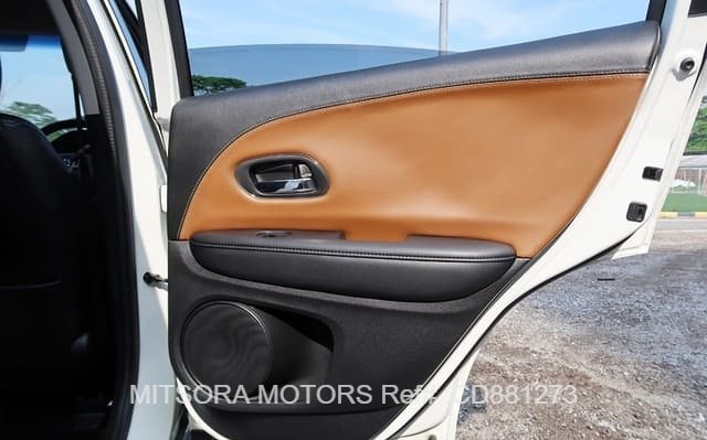 
								2015 HONDA VEZEL full									