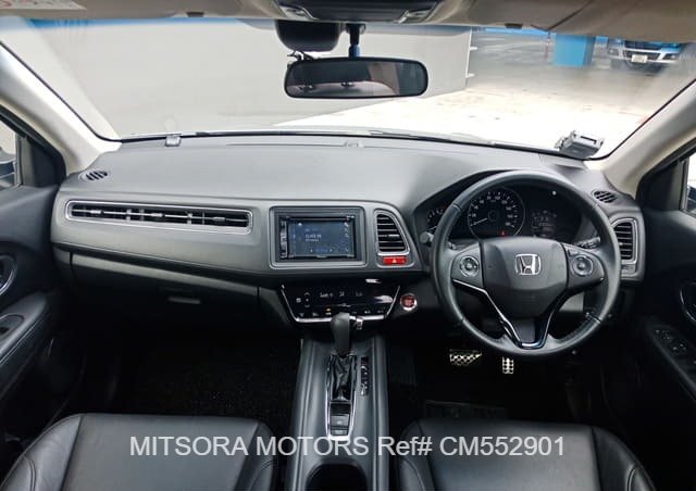
								2015 HONDA VEZEL full									