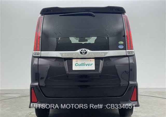 
								2017 TOYOTA NOAH full									