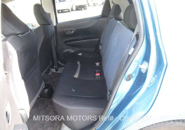 
								2011 TOYOTA VITZ RS full									