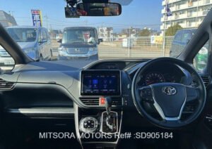 2019 TOYOTA VOXY ZS