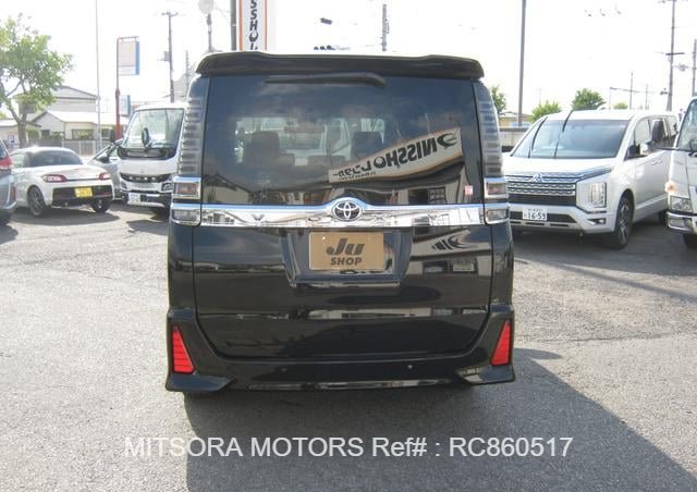 2021 TOYOTA VOXY 2.0ZSIII