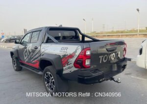 2024 TOYOTA HILUX DUAL CABIN PICKUP