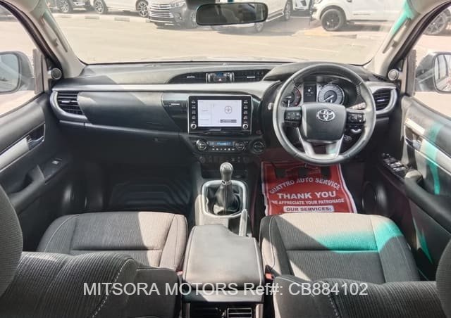 
								2022 TOYOTA HILUX full									