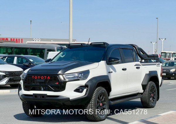 2021 TOYOTA HILUX
