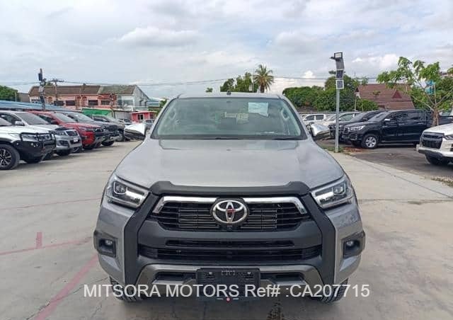 2024 TOYOTA HILUX 2.8