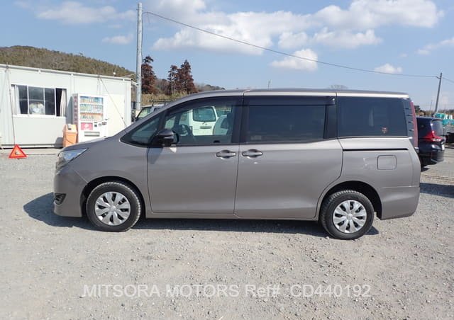 2021 TOYOTA NOAH X (4WD)