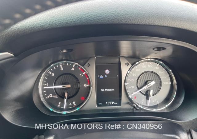 
								2024 TOYOTA HILUX DUAL CABIN PICKUP full									