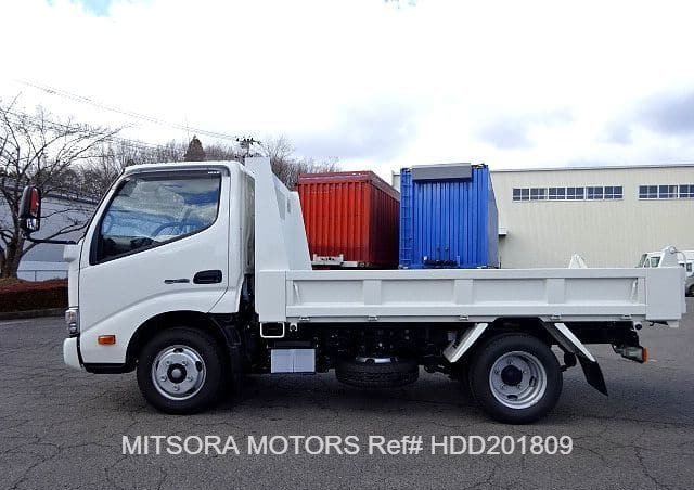 
								2018 HINO DUTRO DUMP TRUCK full									