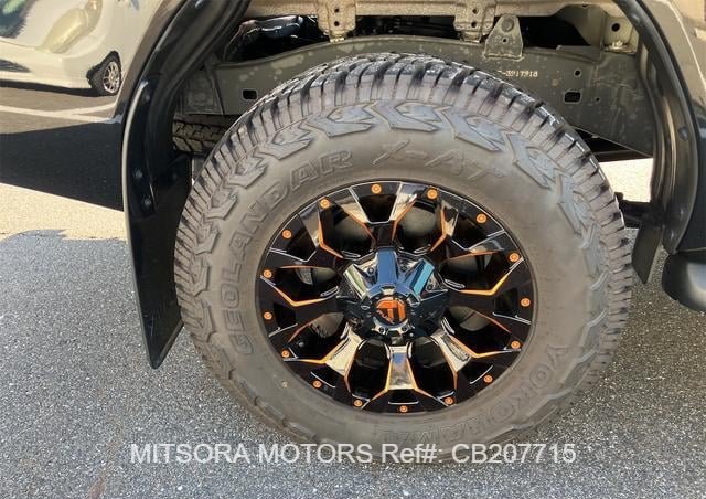 
								2020 TOYOTA HILUX full									