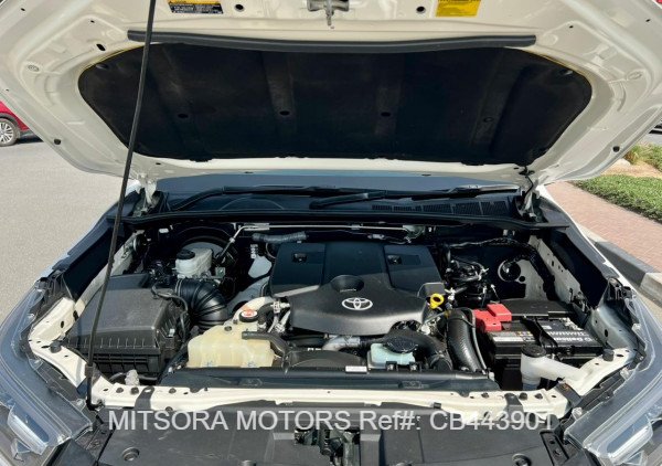 
								2023 TOYOTA HILUX full									