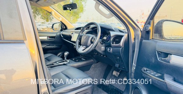 
								2018 TOYOTA HILUX full									