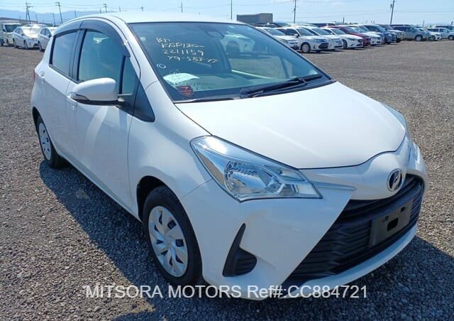 
								2017 TOYOTA VITZ F full									