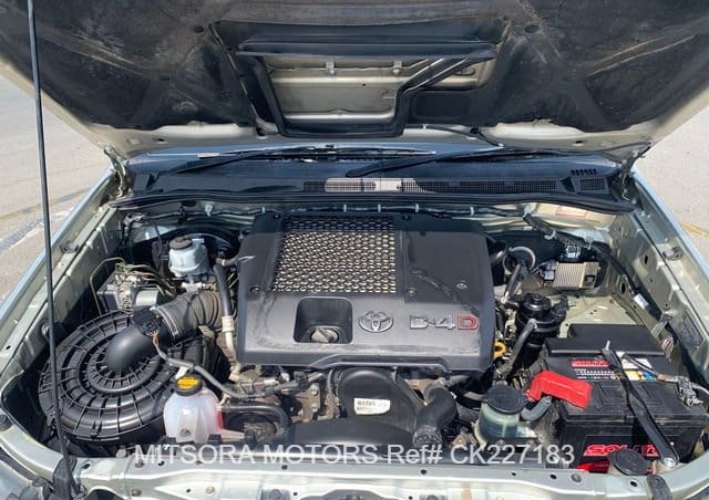 
								2013 TOYOTA HILUX full									