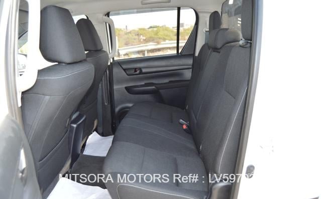 
								2024 TOYOTA HILUX DOUBLE CABIN full									